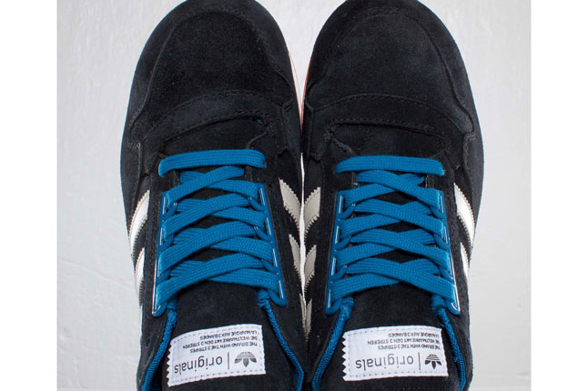 adidas-blue-laces-1