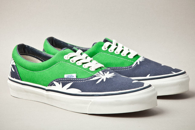 vans-vault-era-lx-palm-leaf-green-navy-pair-1