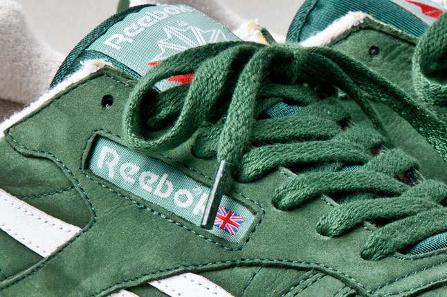 reebok-classic-leather-vintage-racing-green-laces-1