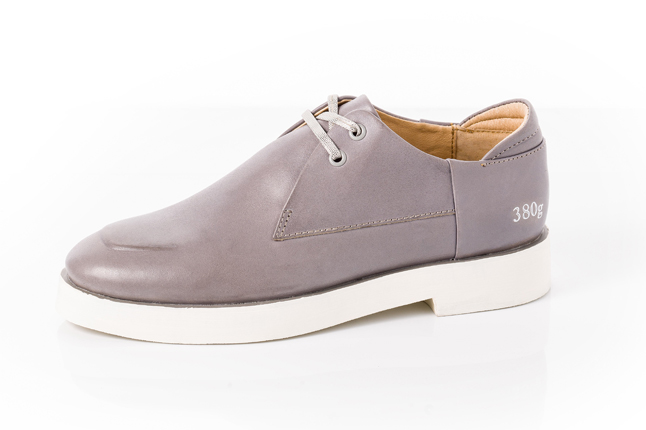 380g-carin-wester-grey-leather-profile-1