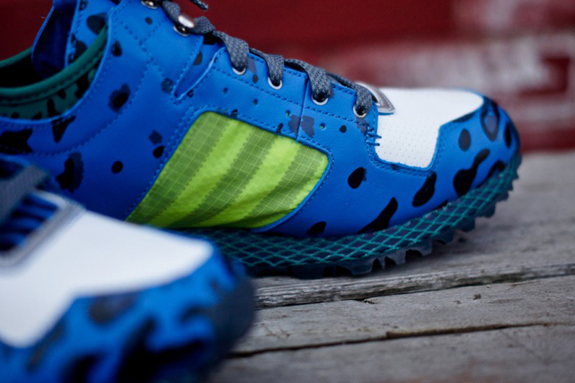 adidas-opening-ceremony-newyork-runner-blue-toe-detail2-1