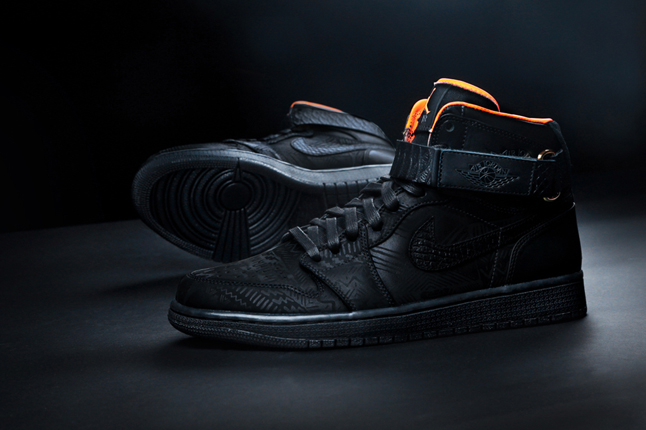 just-don-x-jumpman23-bhm-aj1-pair-with-outsole-1