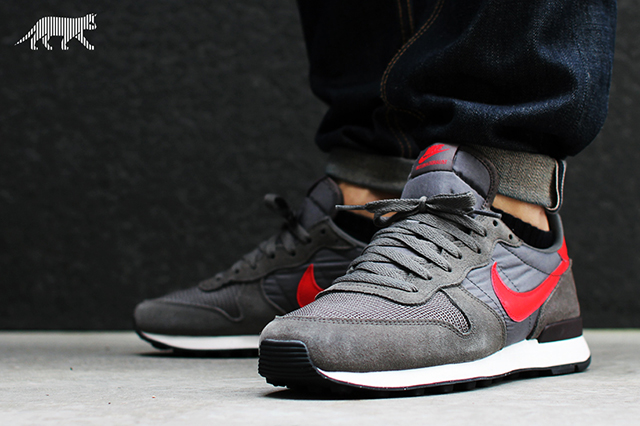 NIKE-INTERNATIONALIST-2014-RETRO-4 (1)