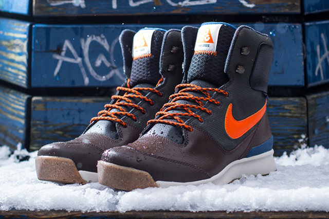 NIKE-STASIS-ACG-URBAN-ORANGE