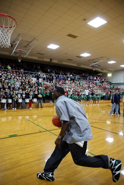 Shawn Kemp at Concord High School for Reebok