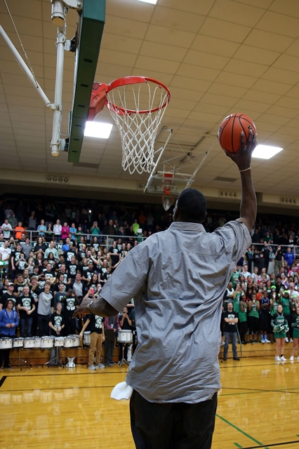 Shawn Kemp at Concord High School for Reebok