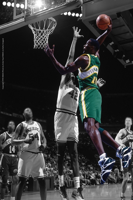 Shawn Kemp Action Portrait