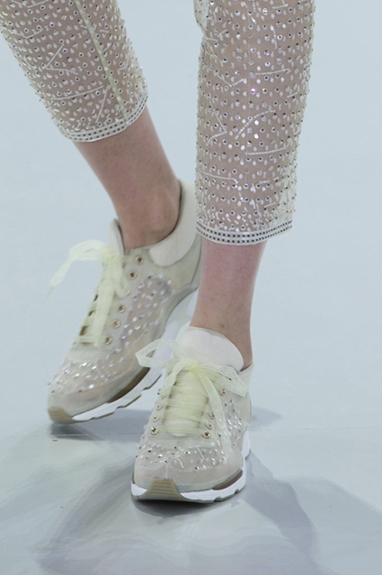 chanel-haute-couture-spring-2014-sneakers-01