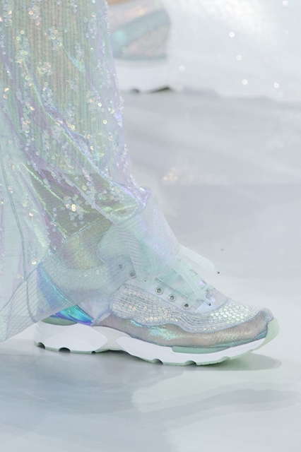chanel-haute-couture-spring-2014-sneakers-07