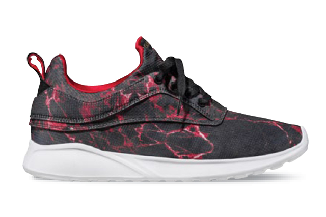 Globe-Lyte-Collection-Roam-Lyte-Red-Lava