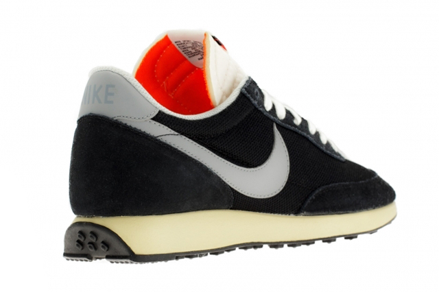 nike-air-tailwind-march-delivery-2