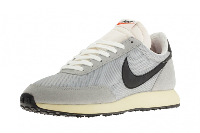 nike-air-tailwind-march-delivery-4