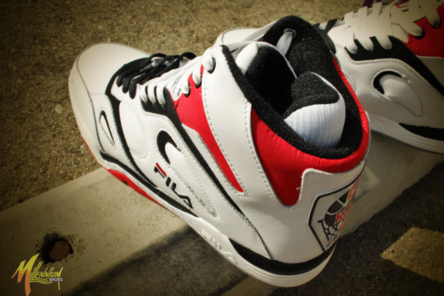 fila-kj7-white-black-fire-red-1