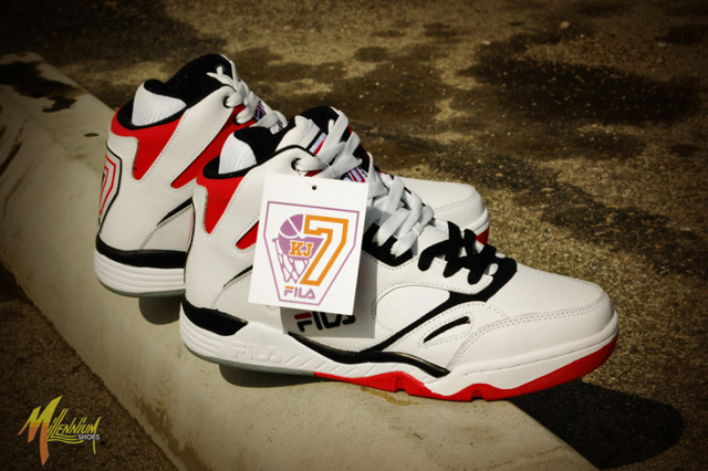 fila-kj7-white-black-fire-red-4