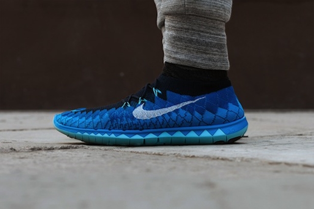 525x350xa-closer-look-at-the-nike-free-3-0-flyknit-1.jpg.pagespeed.ic.haZQndOMAr