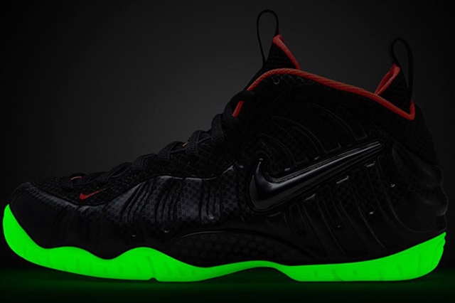 Nike-Air-Foamposite-Pro-Black-Laser-Crimson-42