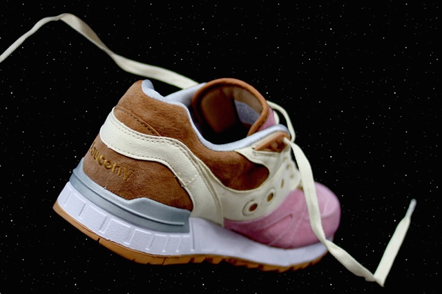 extra-butter-x-saucony-space-race-pack-first-look-07