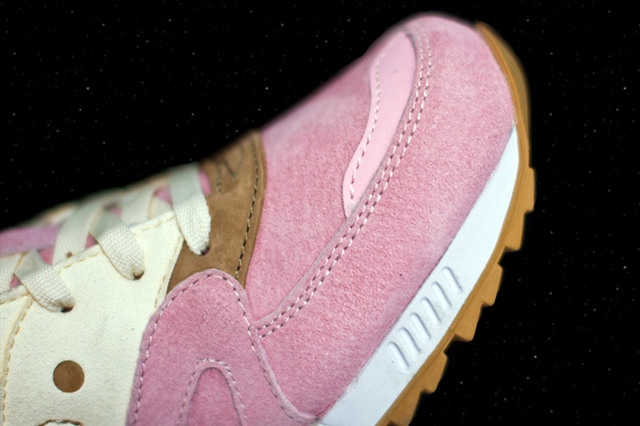 extra-butter-x-saucony-space-race-pack-first-look-10