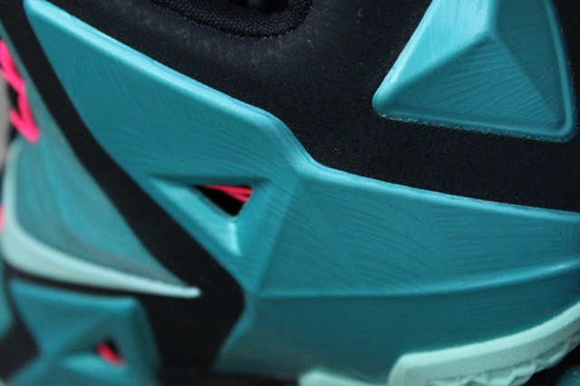 lebron-11-south-beach-release-5