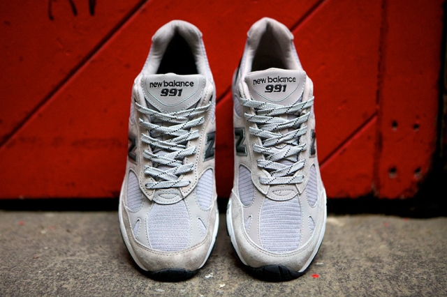 new-balance-991-made-in-usa-grey-black-1