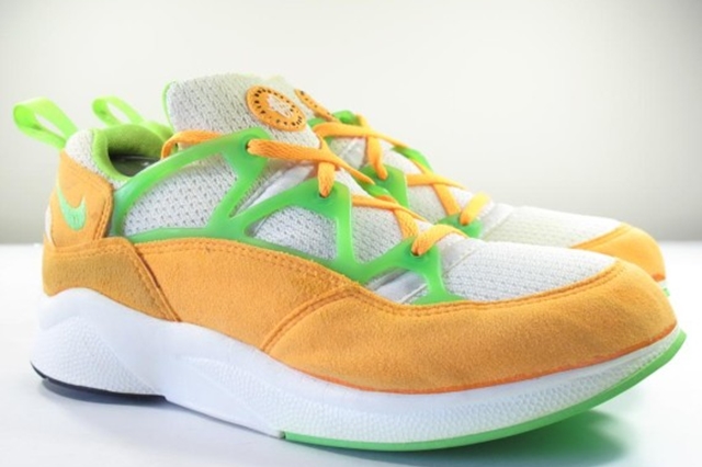 nike-air-huarache-light-lime-cirtrus-original-1994-pair-01-570x427