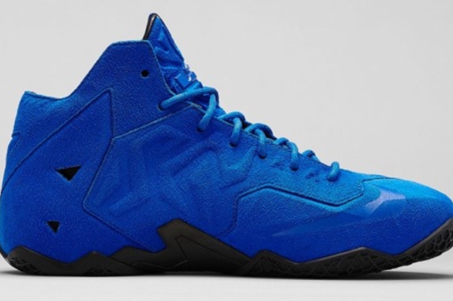 nike-lebron-11-ext-blue-suede-release-info-03-570x330
