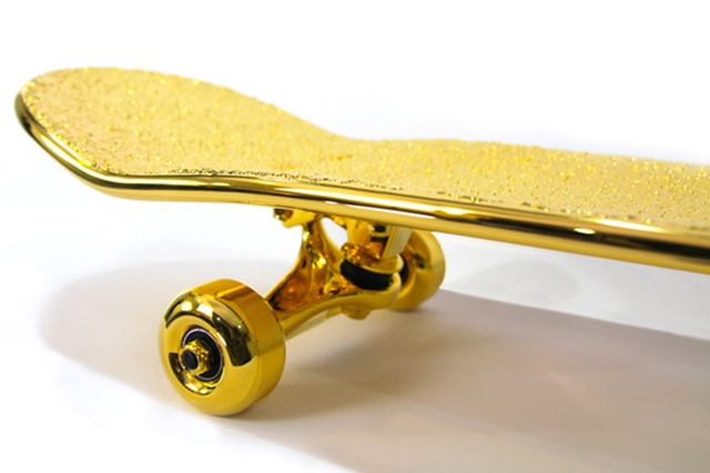 shut-15000-usd-gold-plated-skateboard-02