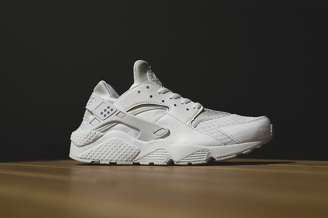 Nike-Air-Huarache-Pure-Platinum-1