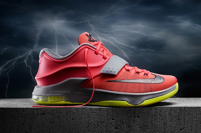 nike-officially-debuts-the-kd7-1