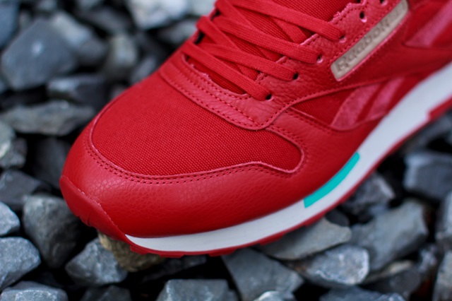reebok-classic-leather-utility-red-teal-2