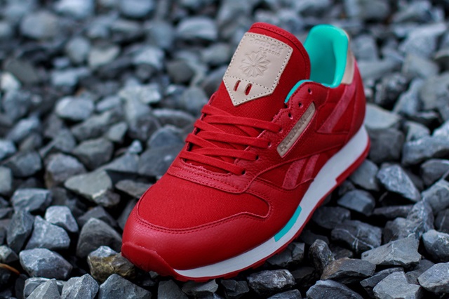 reebok-classic-leather-utility-red-teal-3