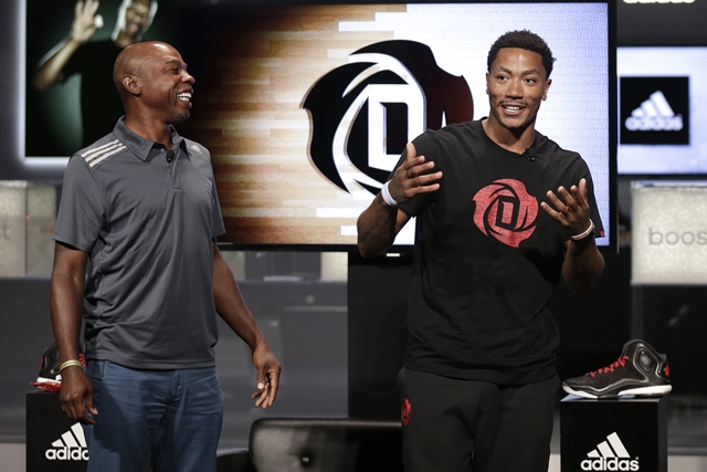 Derrick Rose & Greg Anthony (L), D Rose 5 Boost (2)