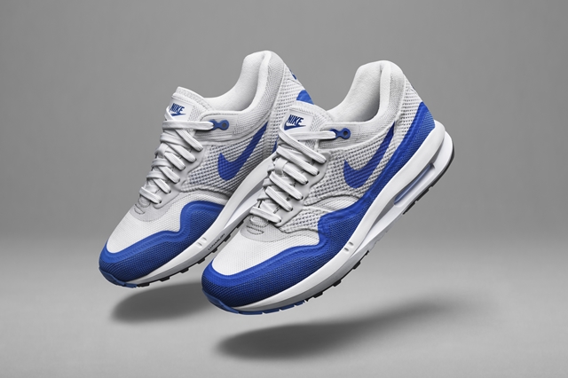 FA14_NSW_AirMax_W_Ovr_WhtBlu_V2_30743