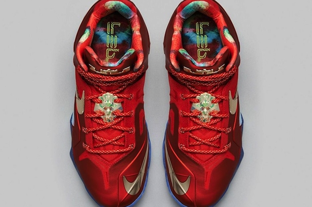 Nike-LeBron-11-Elite-Red-Gold-3