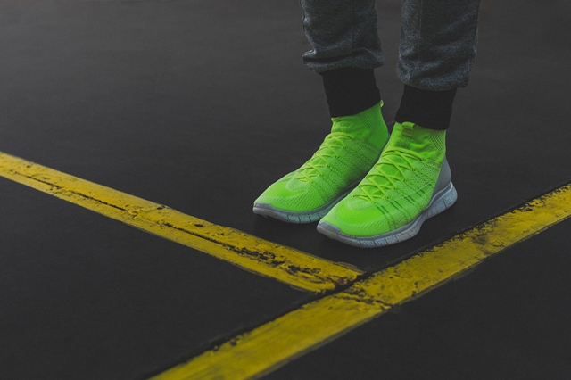 a-closer-look-at-the-nike-free-mercurial-superfly-htm-volt-1