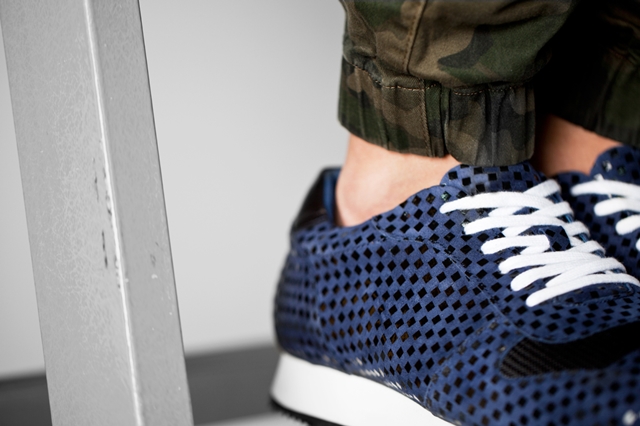 opening-ceremony-2014-fall-winter-navy-arrow-sneakers-6