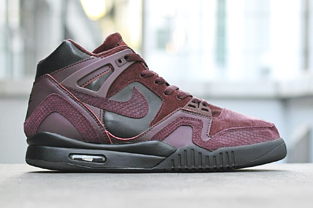 Nike air outlet tech challenge iii