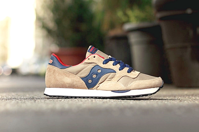 saucony-2014-fall-dxn-trainer-tan-navy-1