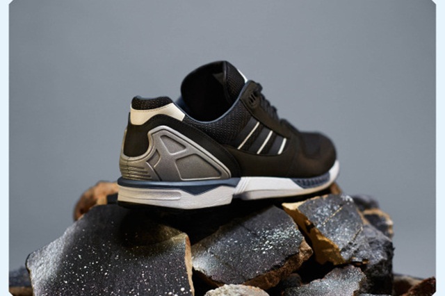 adidas-originals-zx-8000-fall-of-the-wall-pack-03-570x427