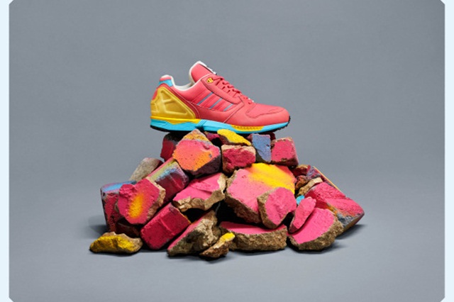 adidas-originals-zx-8000-fall-of-the-wall-pack-04-570x427