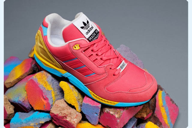 adidas-originals-zx-8000-fall-of-the-wall-pack-05-570x427