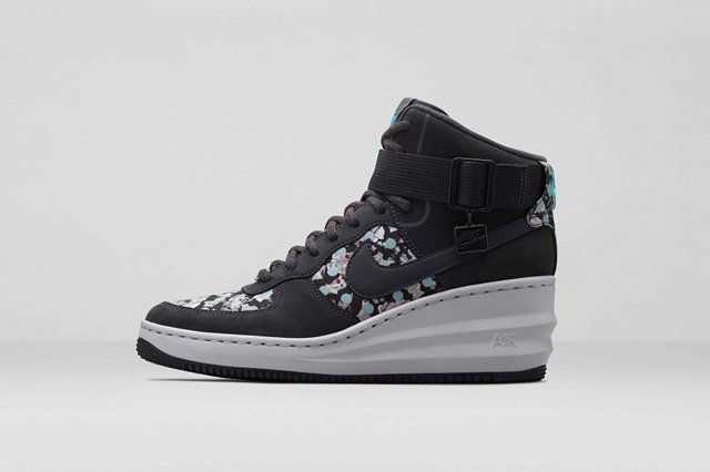 nike-liberty-holiday-2014-sneaker-collection-08-960x640
