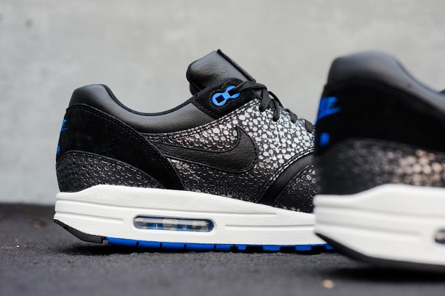 nike air max 1 deluxe hyper cobalt safari