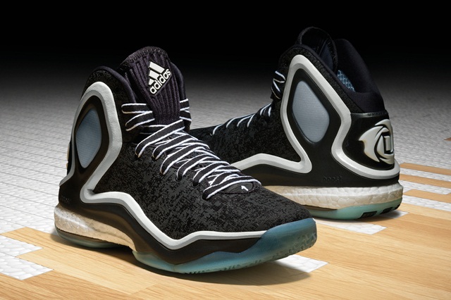 adidas-unveils-the-chicago-ice-woven-blues-editions-of-the-d-rose-5-boost-1
