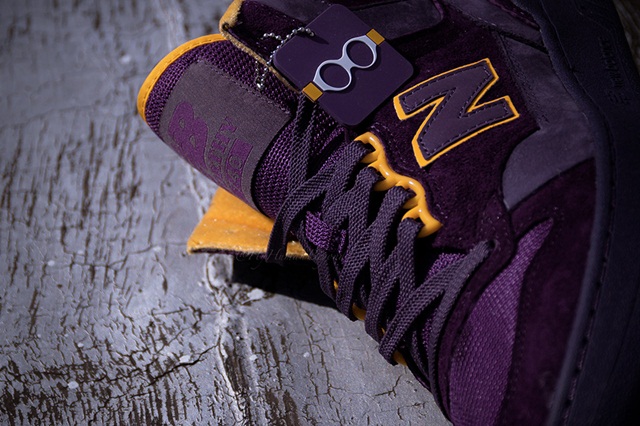 packer-shoes-new-balance-purple-reign-740-3