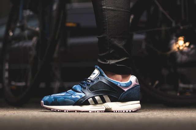 adidas-orginals-wmns-racer-lite-navy-camo-01