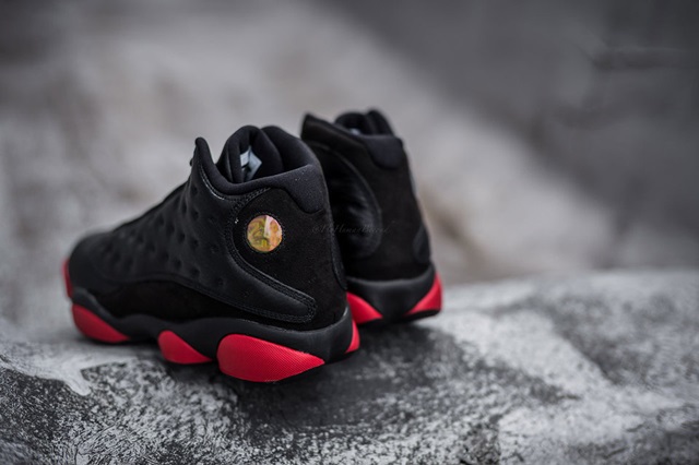 air-jordan-13-retro-black-gym-red-2-960x640