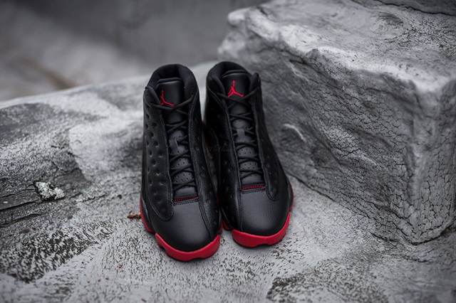 air-jordan-13-retro-black-gym-red-3-960x640