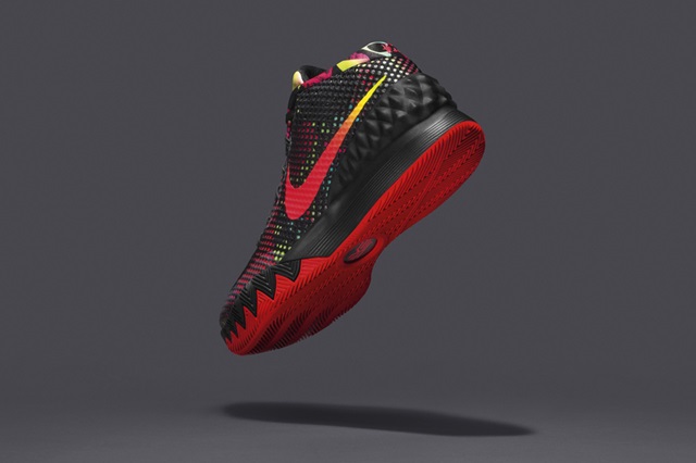 nike-kyrie-irvings-signature-shoe-08