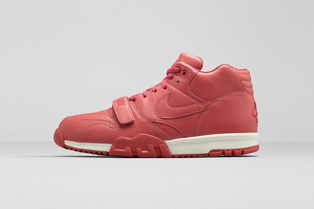 nike-sportswear-air-trainer-collection-3-960x640